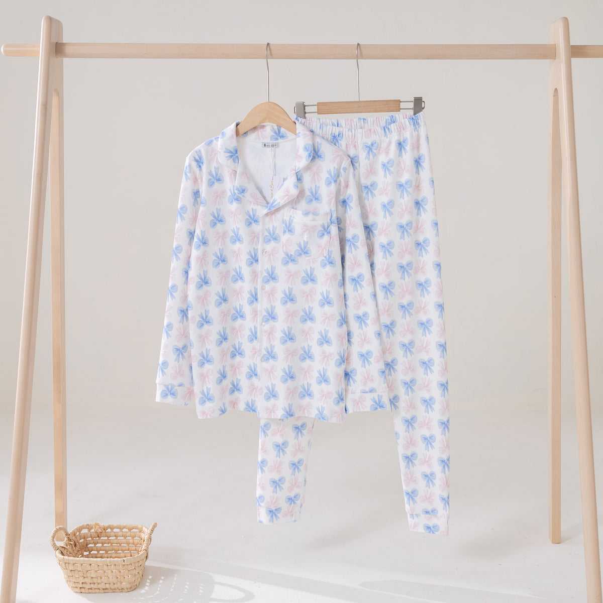 Schlafanzug rosa blaue Schleife Damen
