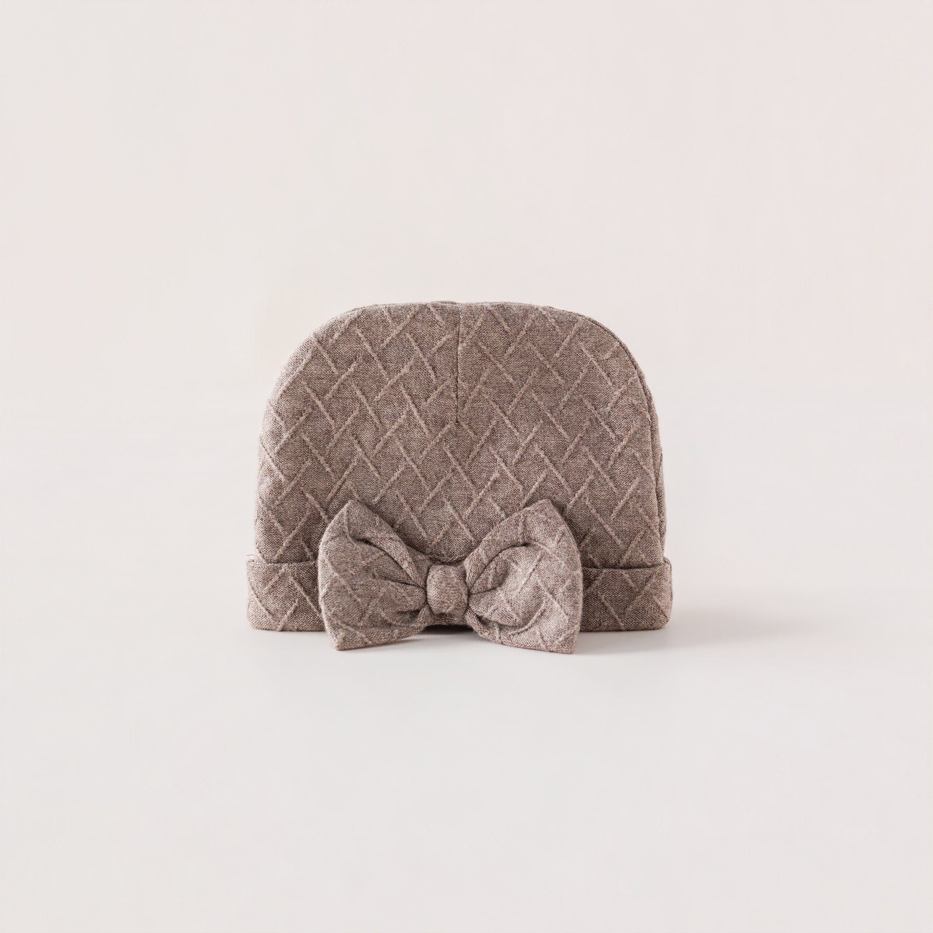 babymuts taupe teddy strik