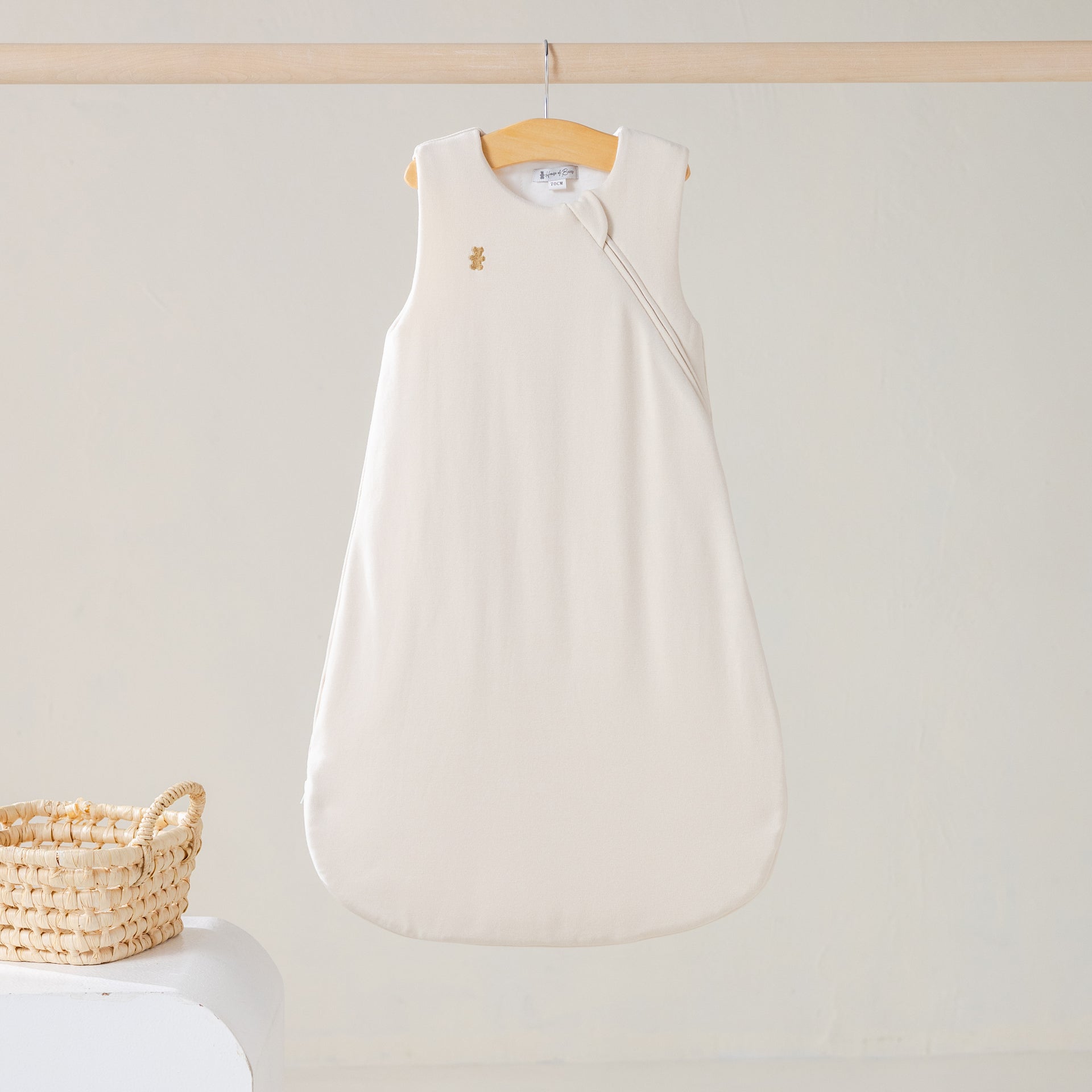 Children's sleeping bag beige
