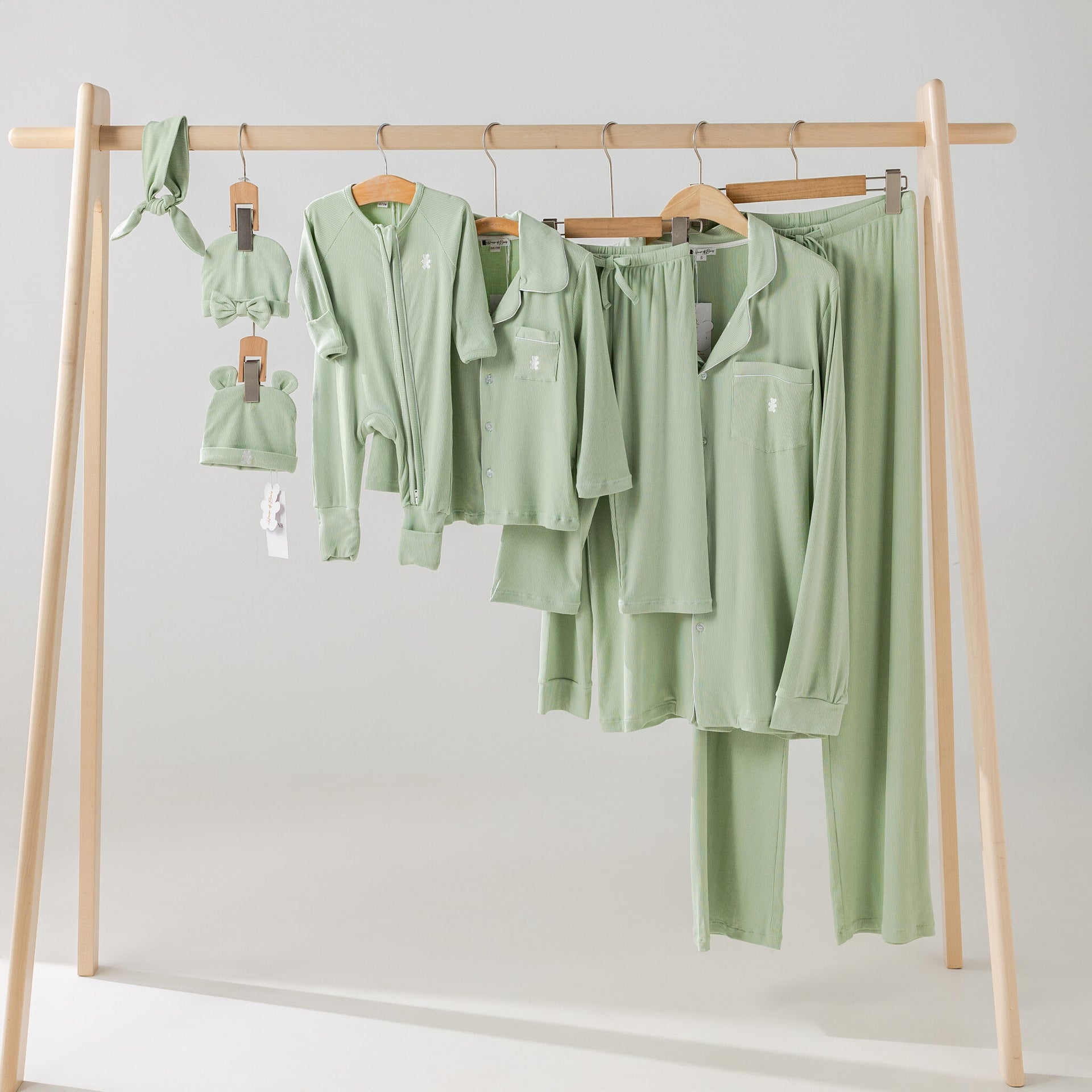 Children's pajamas matcha green