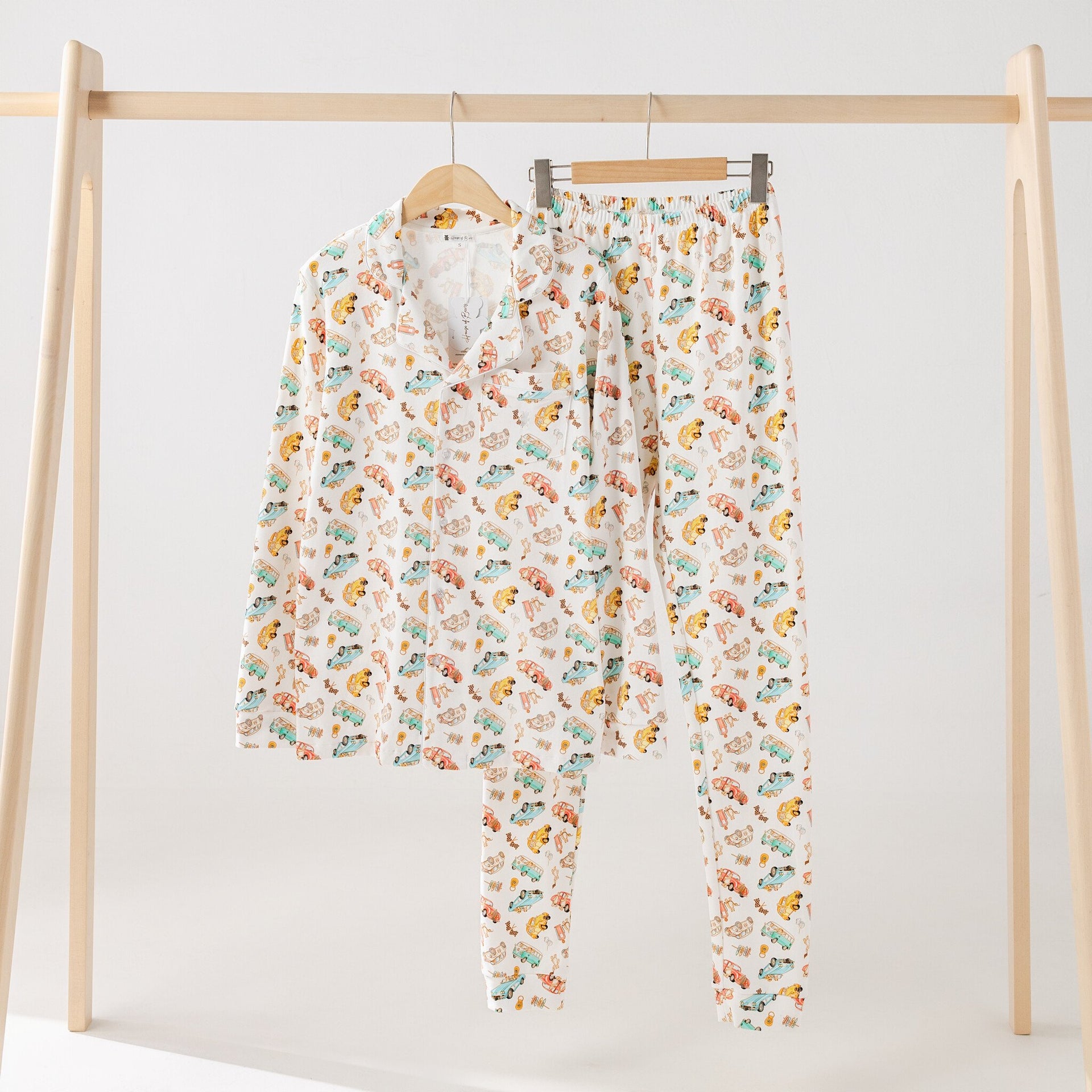 Vintage Cars Women's Pajamas
