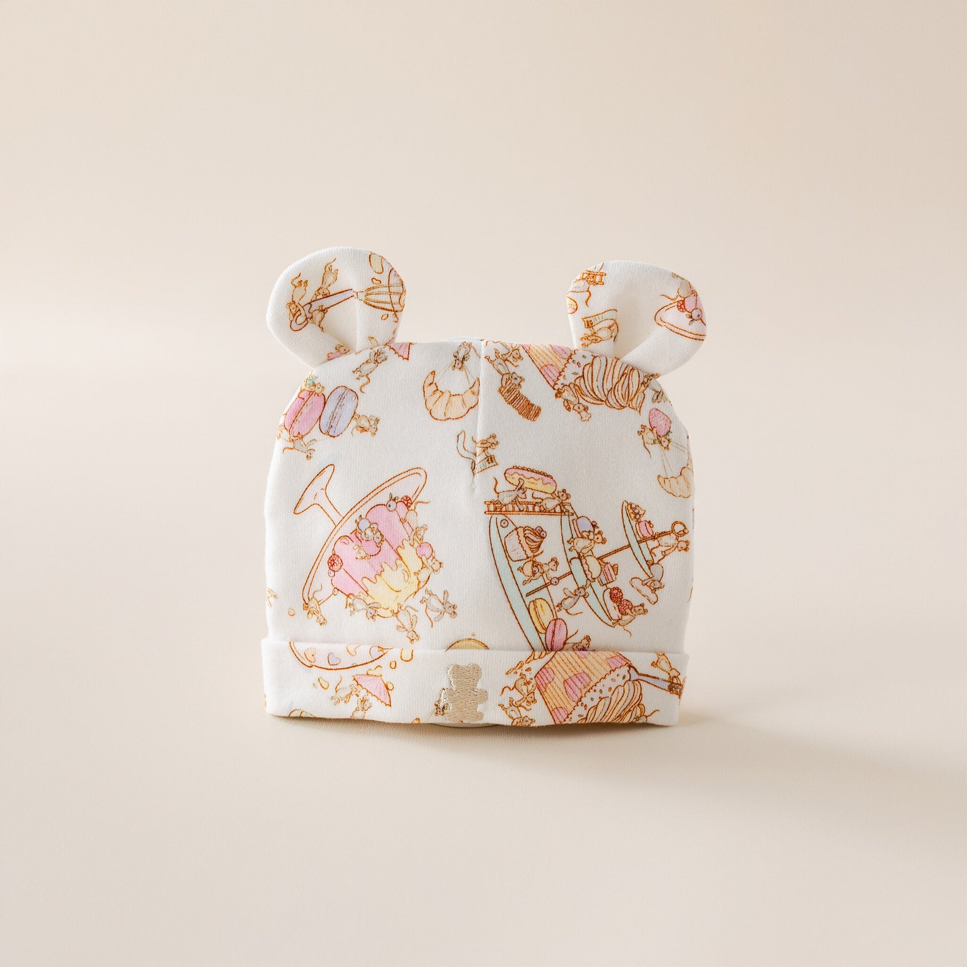 Baby hat mouse bakery