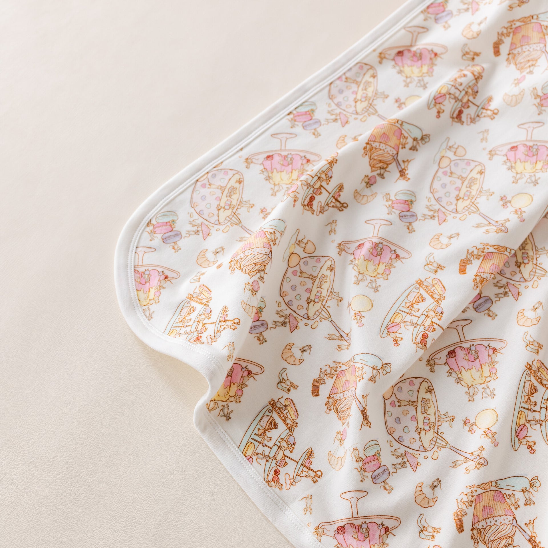 Baby blanket mouse bakery