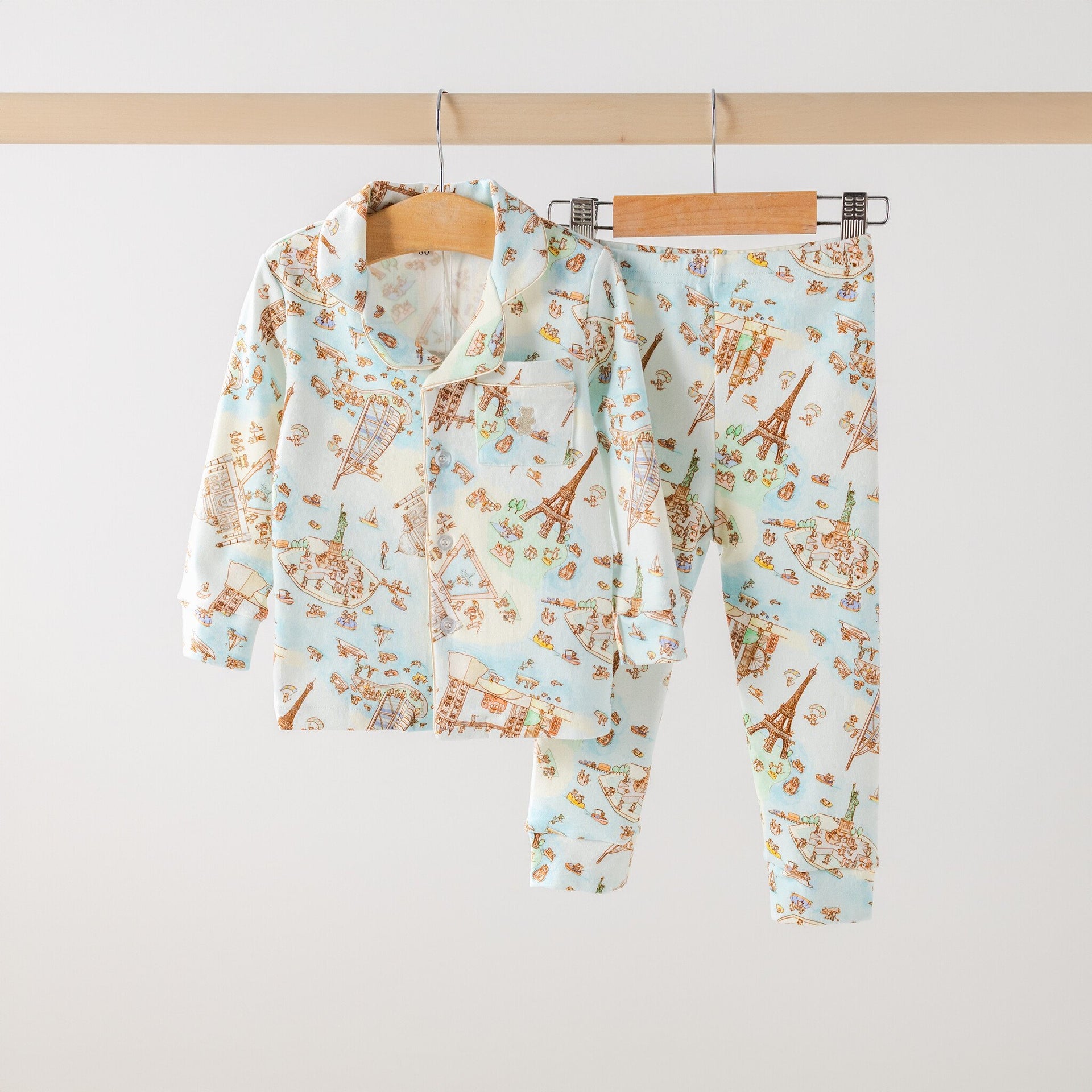 Children's pajamas around the world