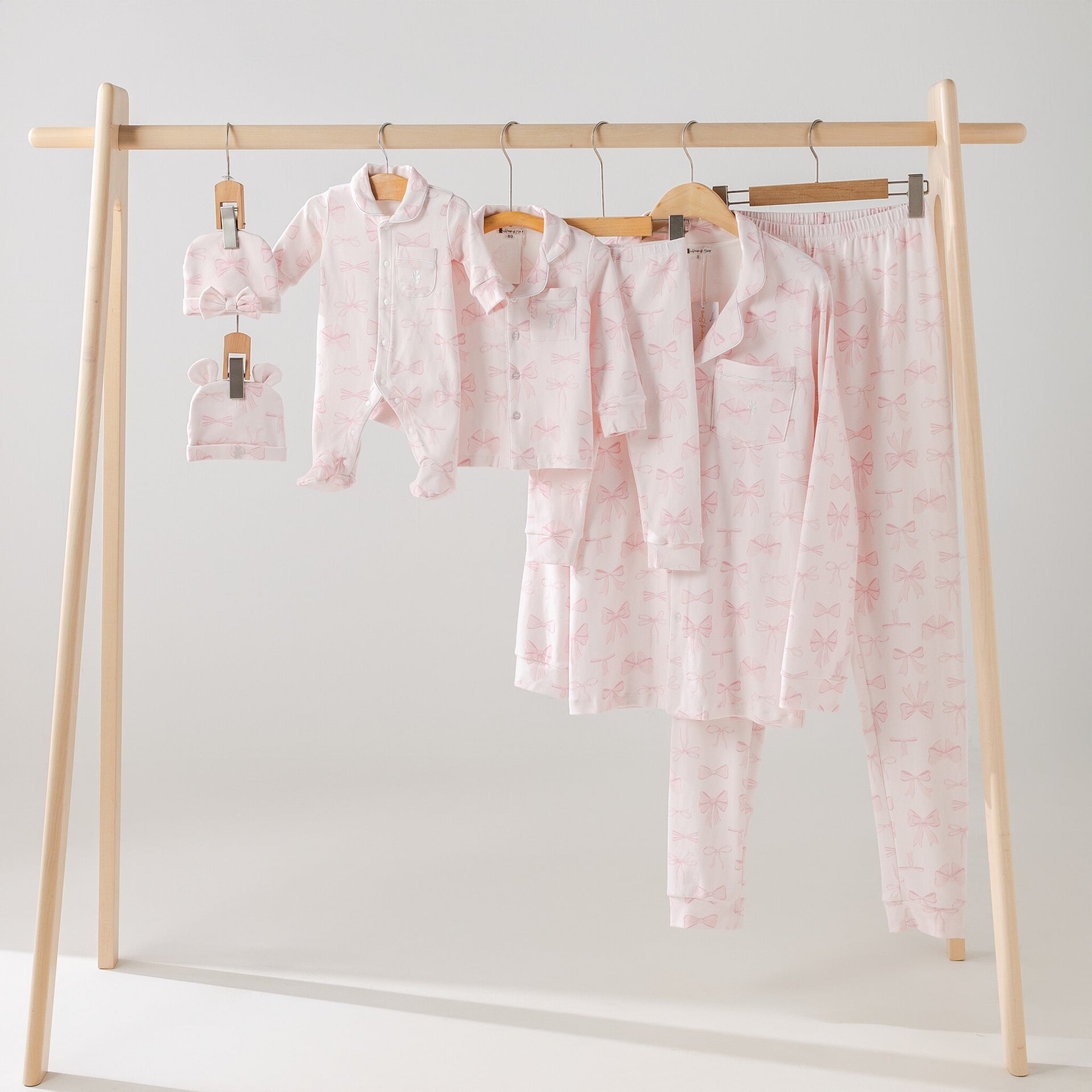 Kids' pink bow pajamas