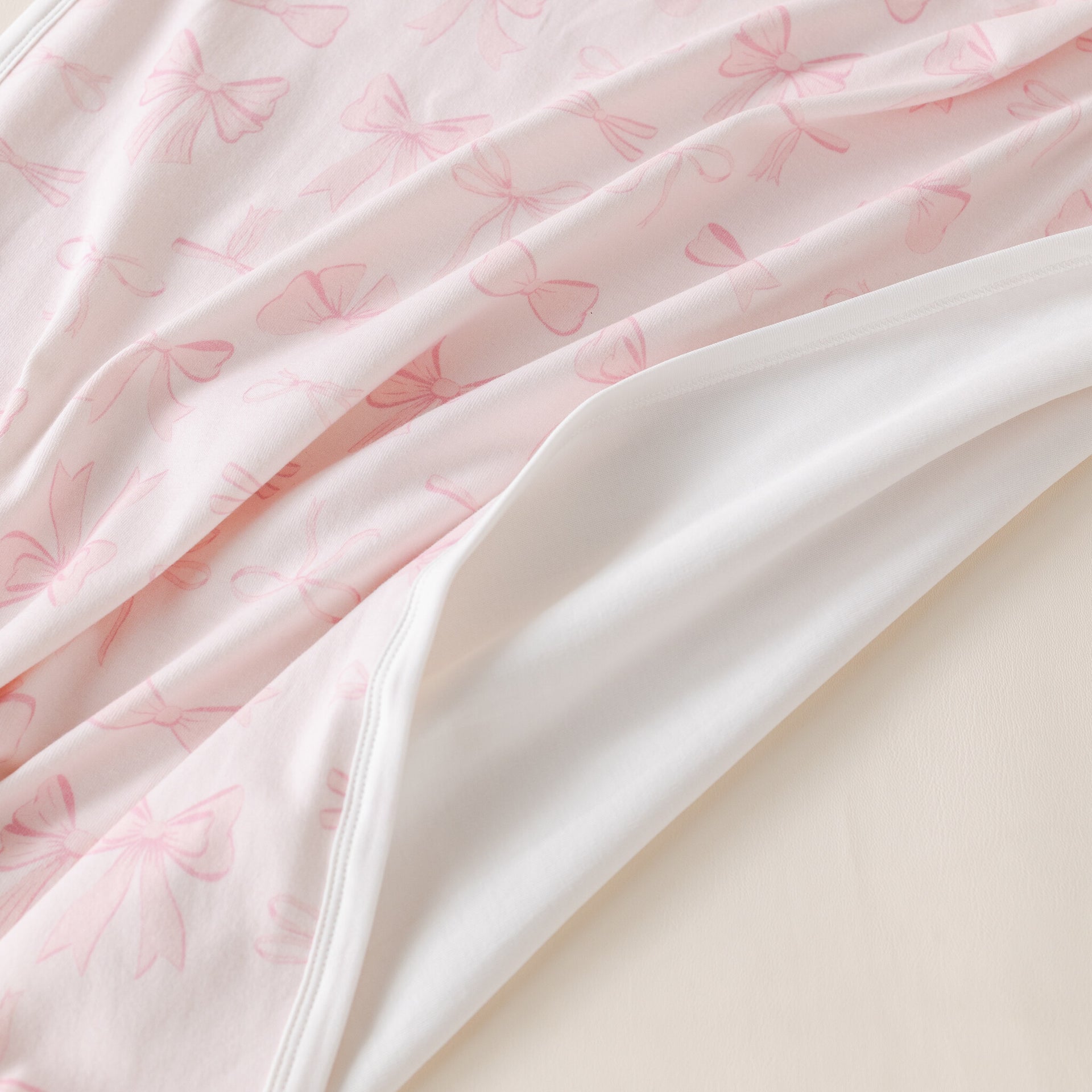 Baby blanket pink bow