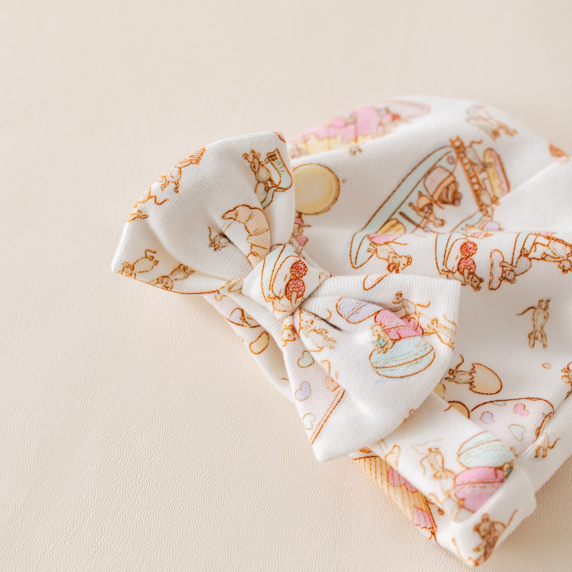 Baby hat mouse bakery bow